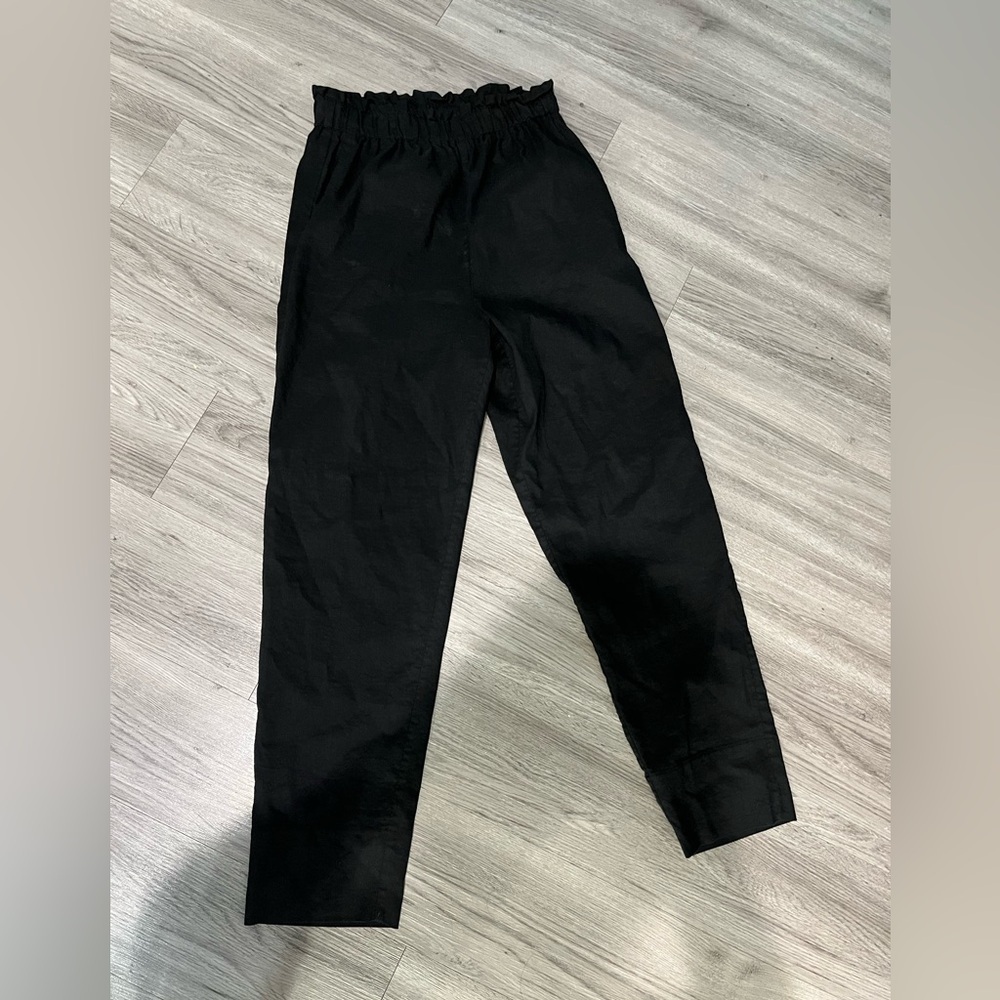 Aday "Kick Back" Lightweight Cropped Linen Trousers — image 7 of 8